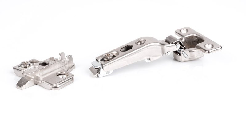 Мебельная петля с монтажной планкой 2 мм