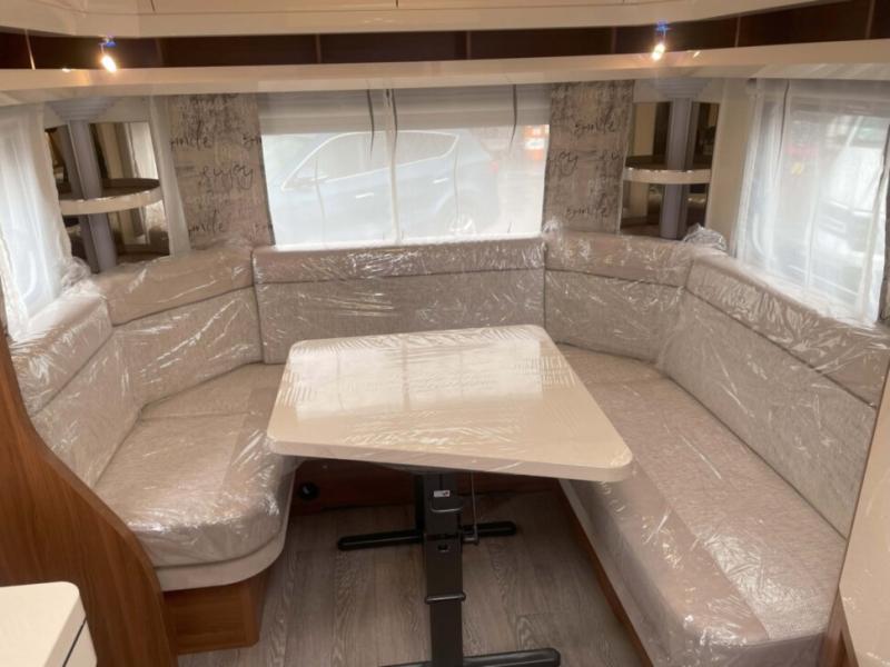 Прицеп-дача Hobby Excellent 495 UL