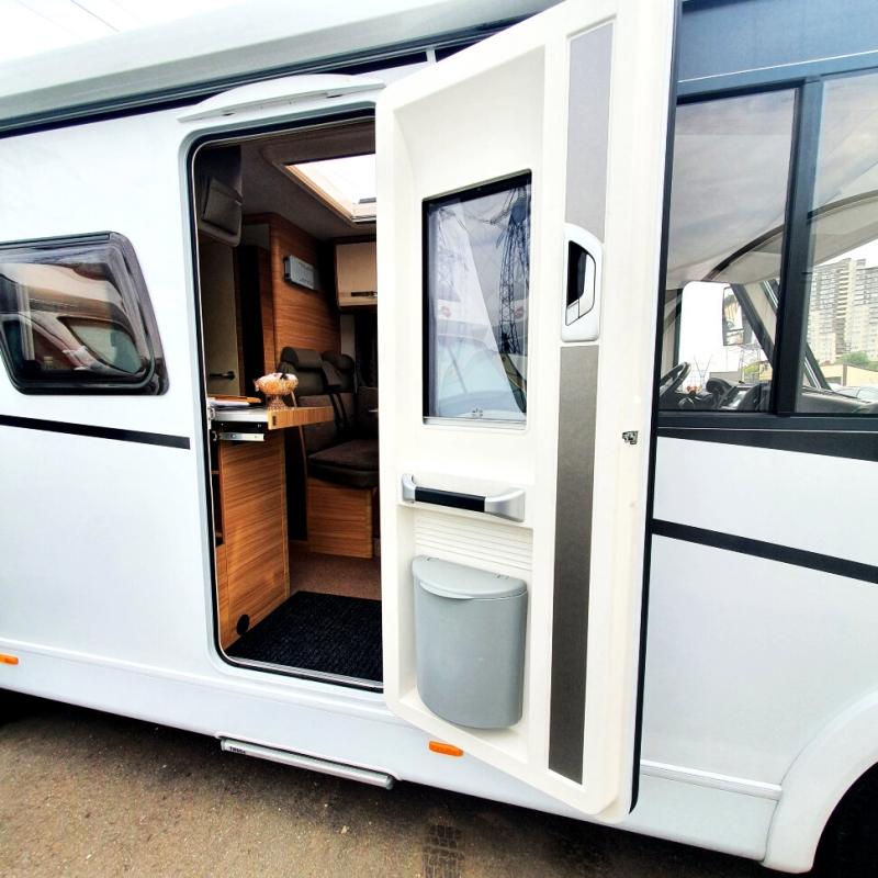 Автодом Dethleffs Globebus I7