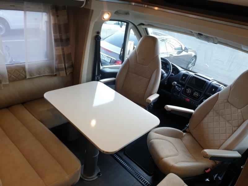 Автодом Adria Matrix Supreme 670 SC