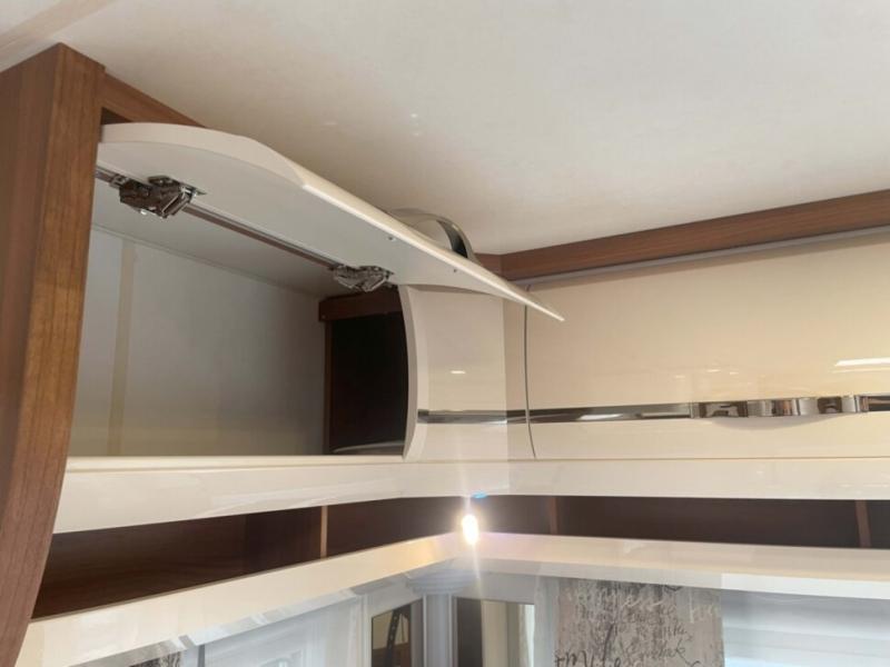 Прицеп-дача Hobby Excellent 495 UL