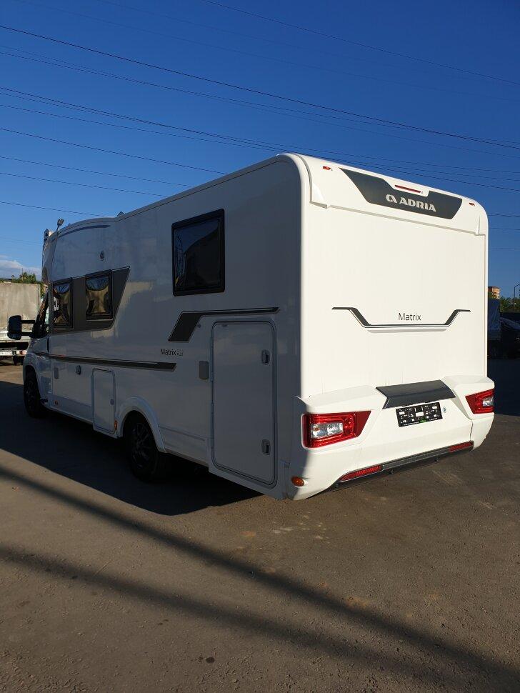Автодом Adria Matrix Supreme 670 SC